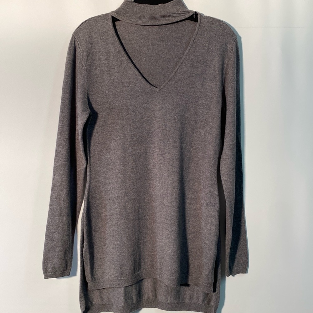 Marciano by Guess - v-neck cut out sweater. Size S